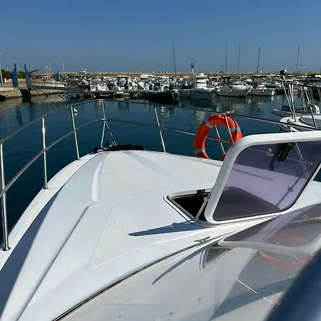 Hotel na wodzie Clarissa 5 Stelle Brindisi